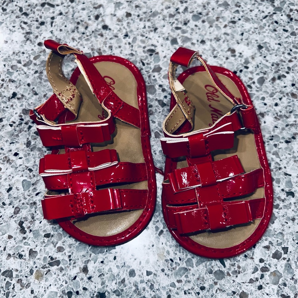 Baby Girls Old Navy Red Strappy Sandals 3-6 Months Size 2
